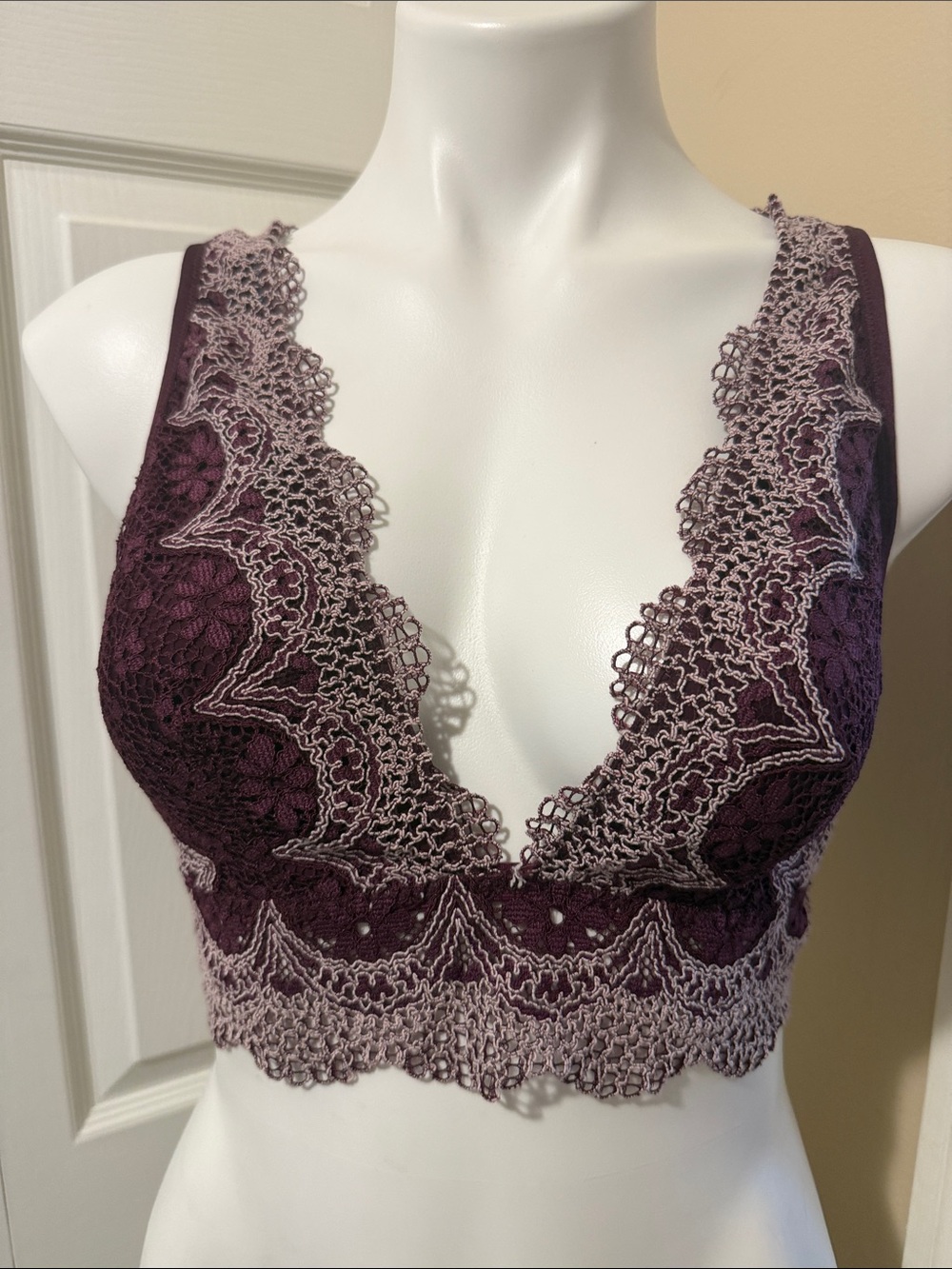 Victoria's Secret Plum Lace Bralette with Light Mauve Trim, Size L